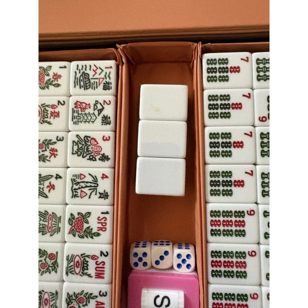 Lightweight Travel-Sized American Mahjong Set with 166 Tiles and Accessories